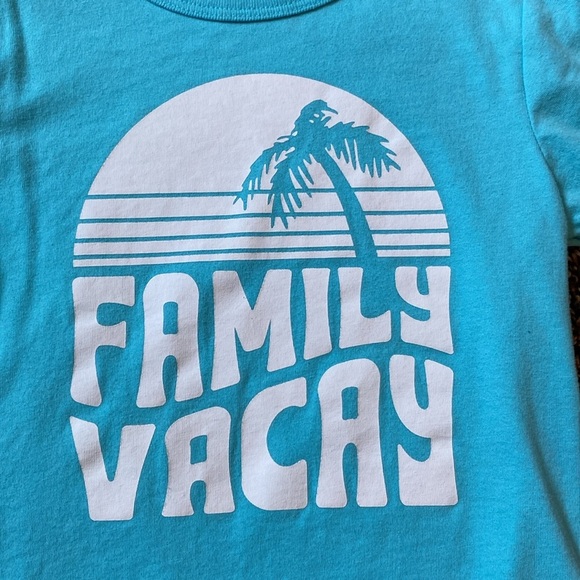 Family Vacay Shirt - Picture 2 of 4